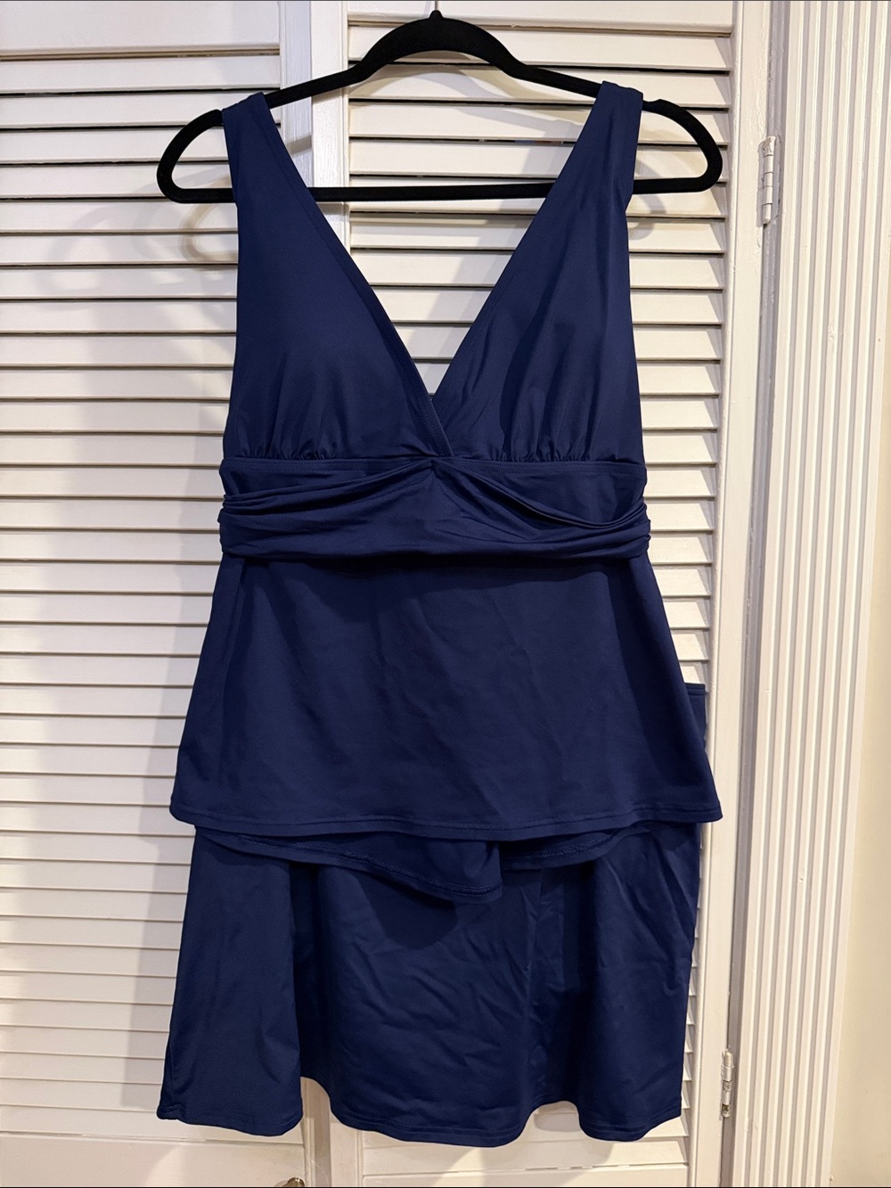 Lands' End Navy Blue V‑Neck Tankini